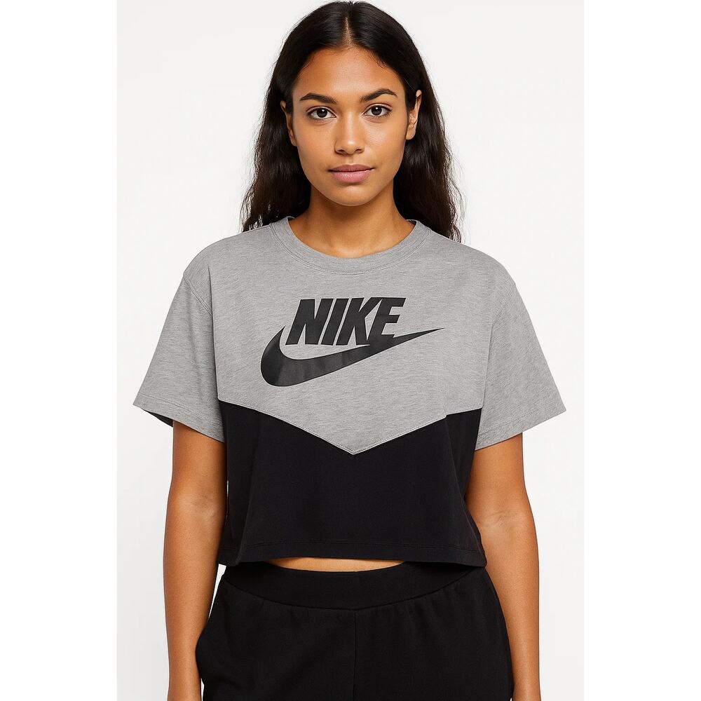 Nike Crop Top T-Shirts Grey and Black - Women's 2XL - Picture 1 of 8